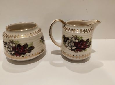 Sadler 3470 small creamer and open sugar bowl set