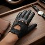 leather glove Image 4