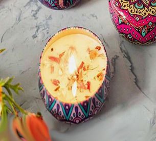 Lovely Scented Candle - nice gift