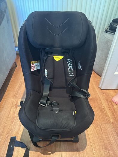Axkid Car seat