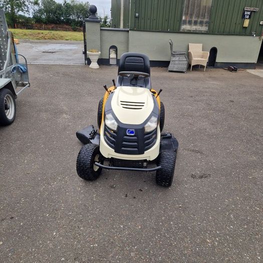 Cub cadet ride on mower