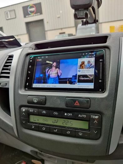 Toyota Hilux Android CarPlay Radio