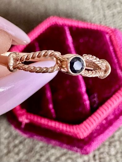 Vintage Black diamond ring