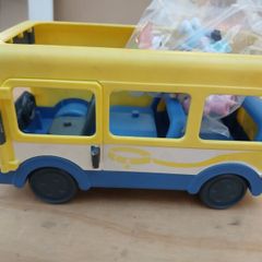 Bluey Bus and Characters set