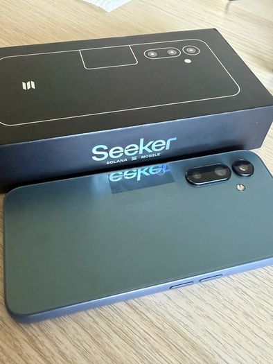 Solana Mobile Seeker 5G 8GB RAM 128GB Boxed Excellent Condition