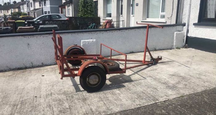 Car trailer