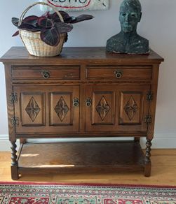Beautiful oak cabinet