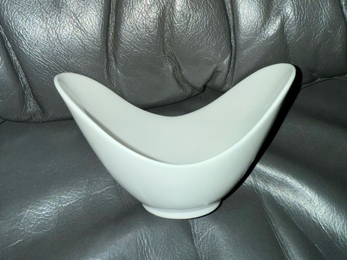 White Ceramic Spirit Bowl