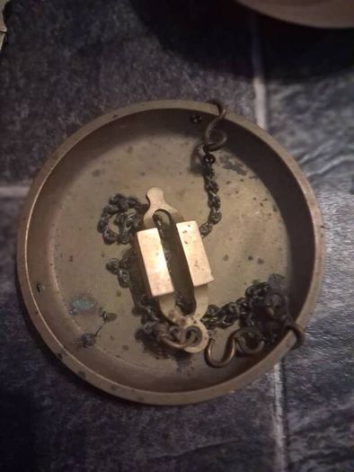 antiques scales