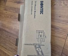 Tv mount bracket Free