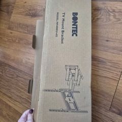 Tv mount bracket Free