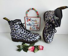 Dr Martens 1460 Pascal floral purple 8 hole boots UK6.5 EU40 US8.5