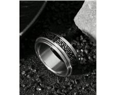 Silver & Black Men's Ring size 9 - great gift - nice as a pendant too