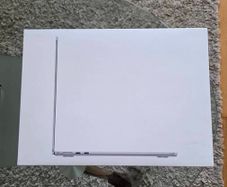 Macbook Air 13-inch M5 Chip  IRISH