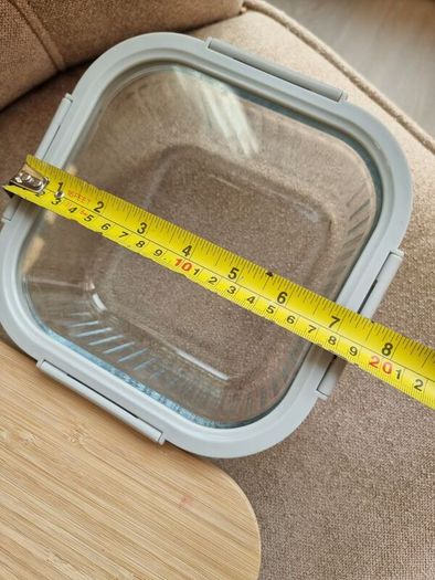 Ribbed glass containers