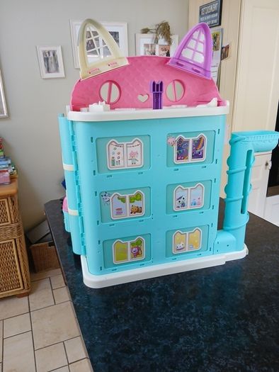 Gabbys Dollhouse