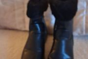 Ladies boots