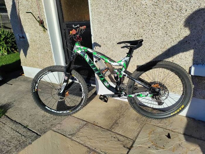 Vitus Escarpe large
