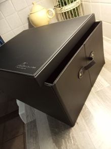 Storage box