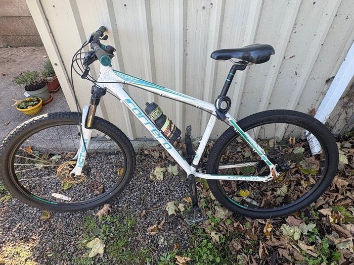 Carrera Vengeance Mountain Bike 27.5" (Also Sellin