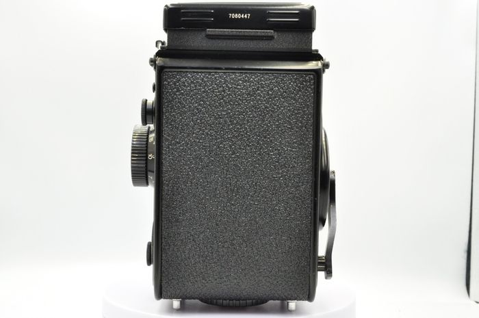 Yashica G 124 MAT TLR Camera Medium format 6x6 Film Roll- Good condition. -FULL SERVICE-