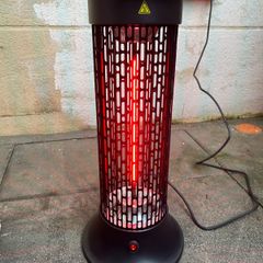 Electric free standing outdoor heater
