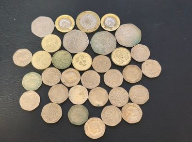 2 1 50p 20p Coins Bulk Lot UK x33 Pound Coins Great Britain British