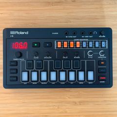 Roland J-6 Chord Synthesizer