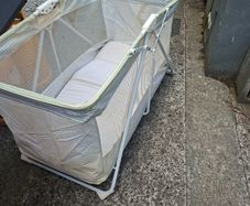 travel cot pet