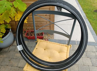 Vredestein Dynamic Tour PAIR of bike tyres 26x1.3/8