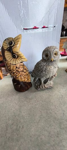 2 Owl Figurine