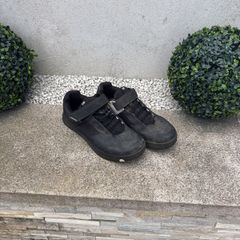 Crankbrothers clip less shoes and limited edition clip less pedals