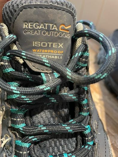 Regatta walking trekking shoes kids women Waterproof Low Walking Shoes size 3