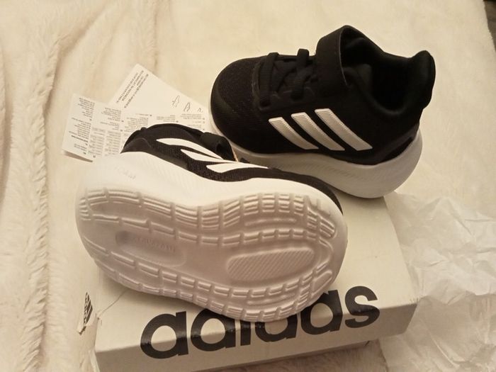 BNWT BNIB Adidas Runfalcon 5 Toddler Trainers Size UK 4K