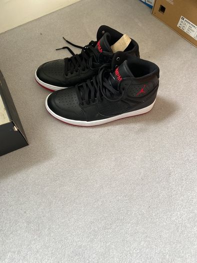 Air Jordan Access size 8.5