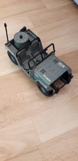 4 pack vehicles set -like new