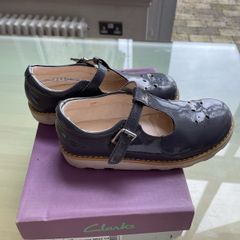 girls shoes
