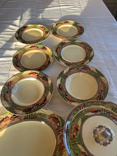 Vintage 1930s Myott Son & Co "England's Countryside" 10-Piece Service (H.W.340)