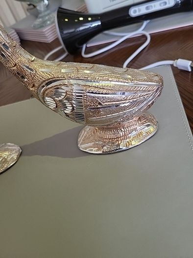 Loving Swan pair metal