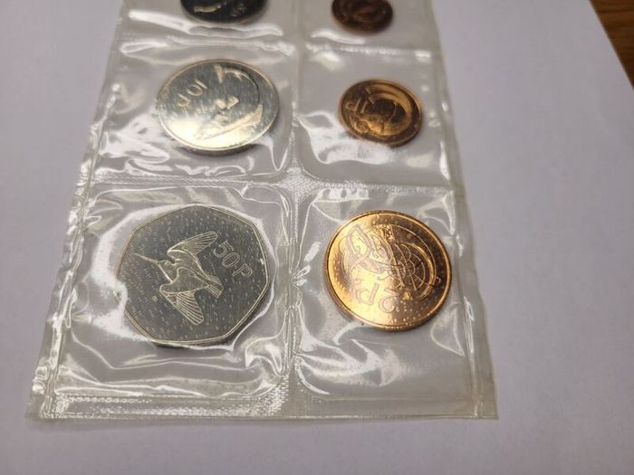 Ireland decimal coins 1971
