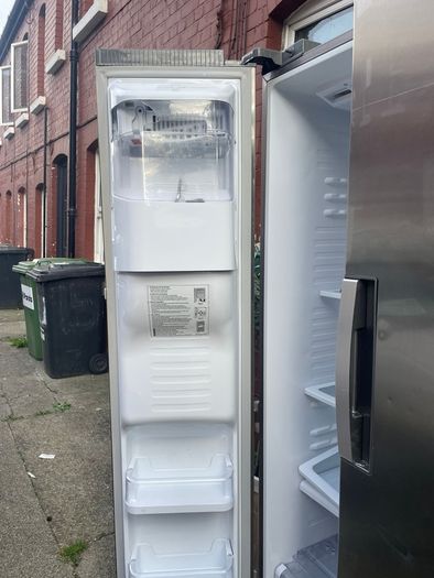 Samsung American fridge freezer
