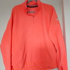 womans Nike fleece top