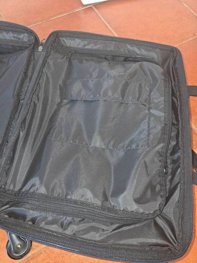 Cabin suitcase