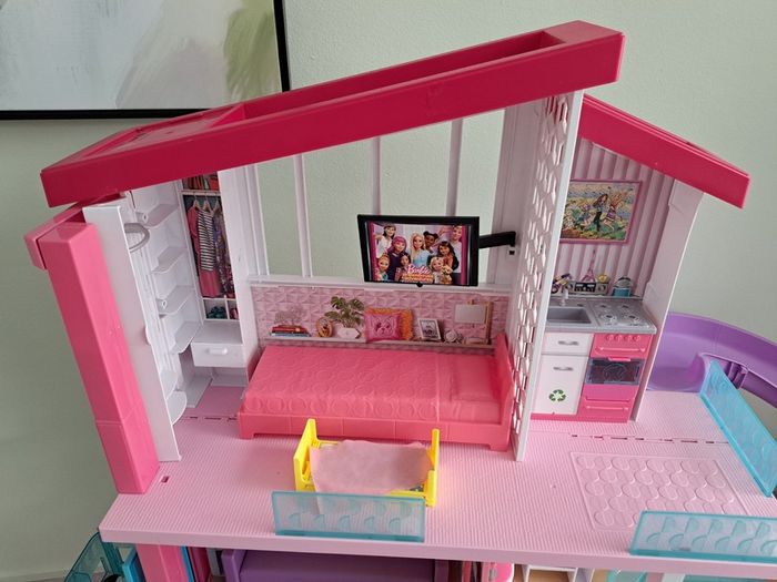 Barbie dream house