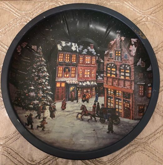 Christmas pie tins