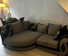 Couch and coffee table FREE FOR PICK UP