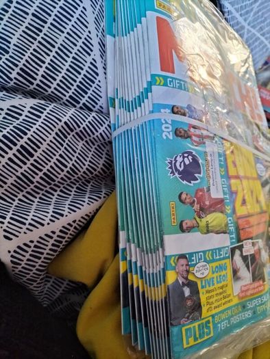 Football.. Magazines