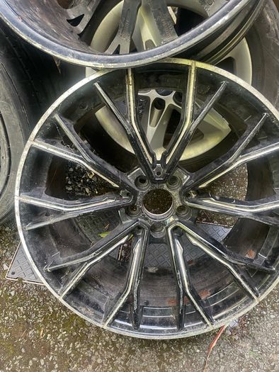 Bmw alloys