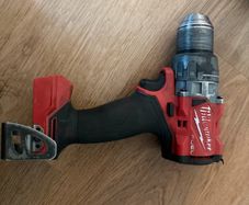 Milwaukee cordless screwdriver set