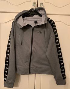 North Face Hoodie Price drop